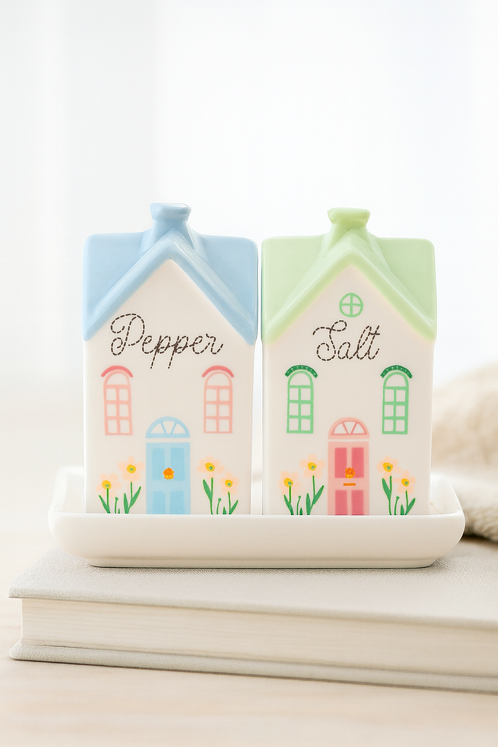 Pastel House Salt & Pepper Shakers – Cute Ceramic Set | Aura Luxe Collection